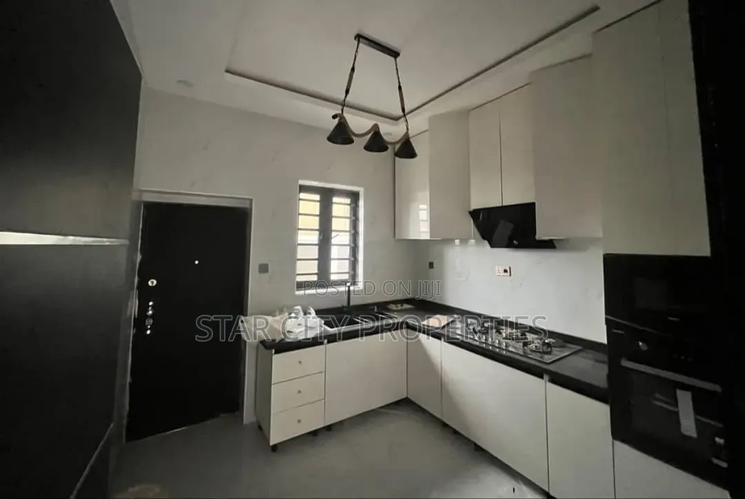4bdrm Townhouse / Terrace in Olowora, GRA Phase 1 for rent in GRA Phase 1
