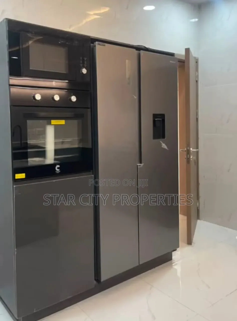 3bdrm Apartment in Ikeja Gra Lagos for rent in Ikeja GRA