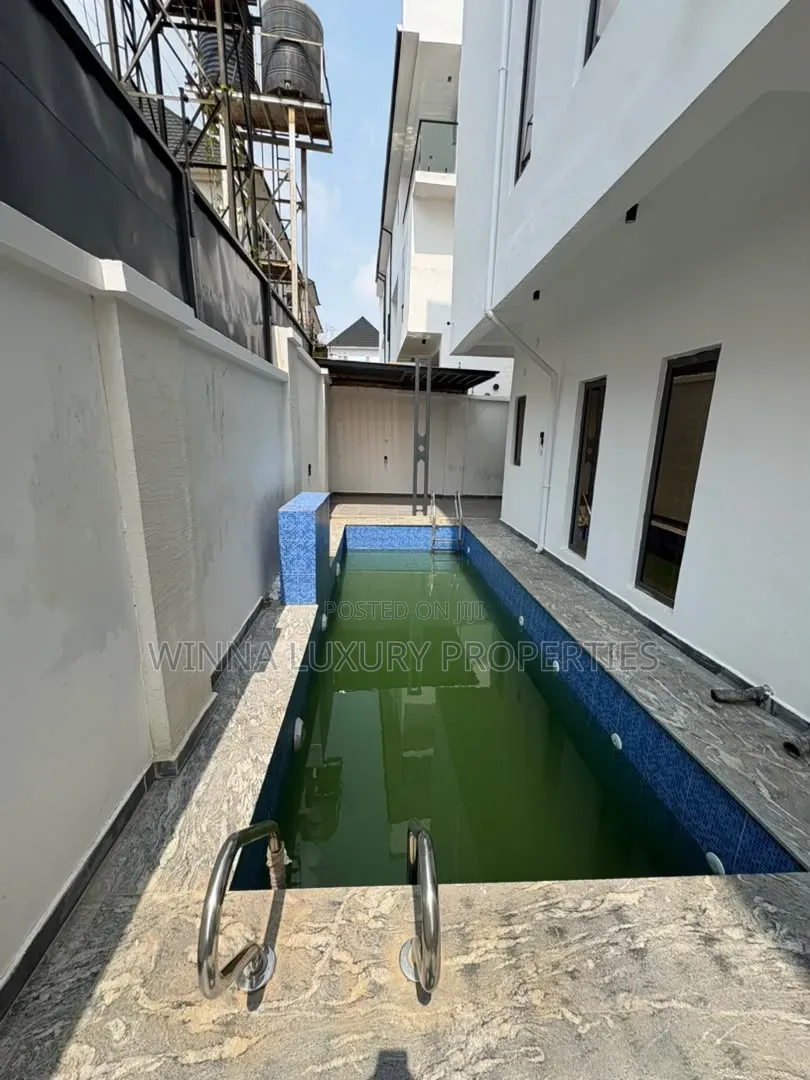 6bdrm Duplex in Apo Resettlement for sale in Apo District