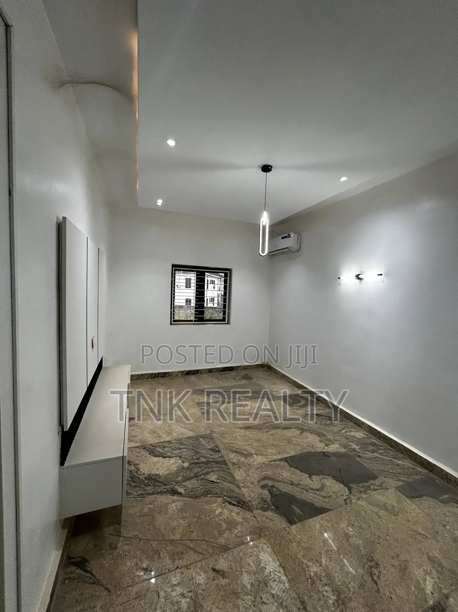 Furnished 4bdrm Townhouse / Terrace in Mabushi for rent in Mabushi