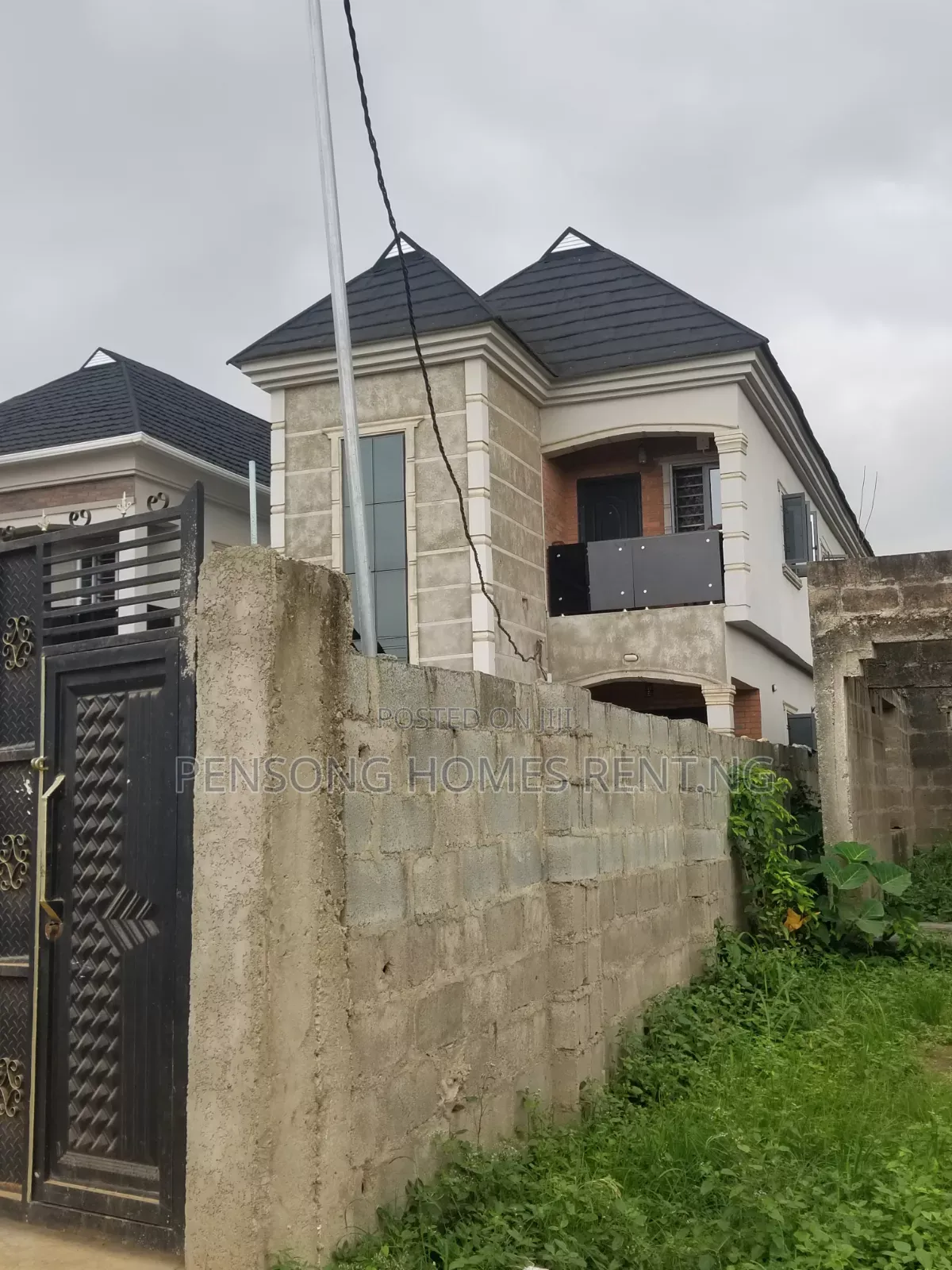 2bdrm Duplex in Makogi Estate, Lekki Expressway for sale in Lekki Expressway
