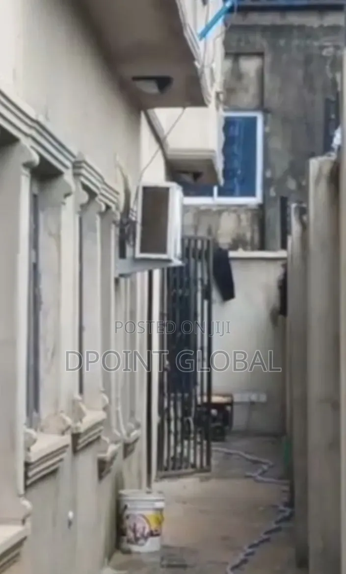 8bdrm Duplex in Not Estate, Abule Egba for sale in Abule Egba