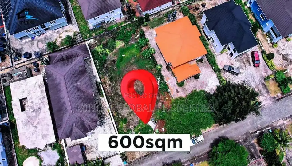 600sqm Dry Land for Sale in a Established Location With Genuine Title in Lekki Phase 2