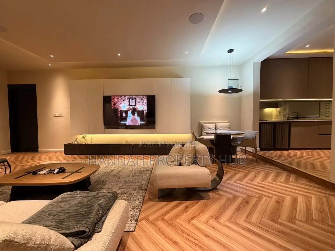 New Uniquely Designed 2 Bedroom Apartment With Pool and Ps5 in Ikate
