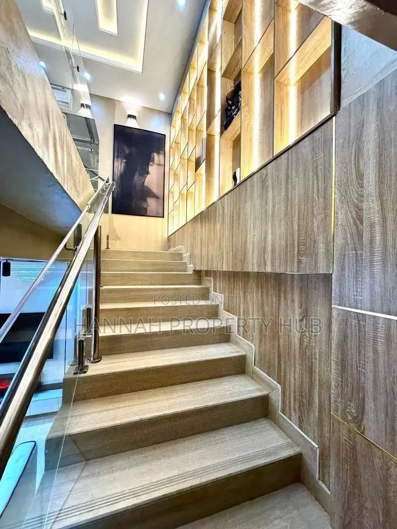 Book Our Luxe 4bedroom Waterfront Penthouse Duplex in Ikoyi
