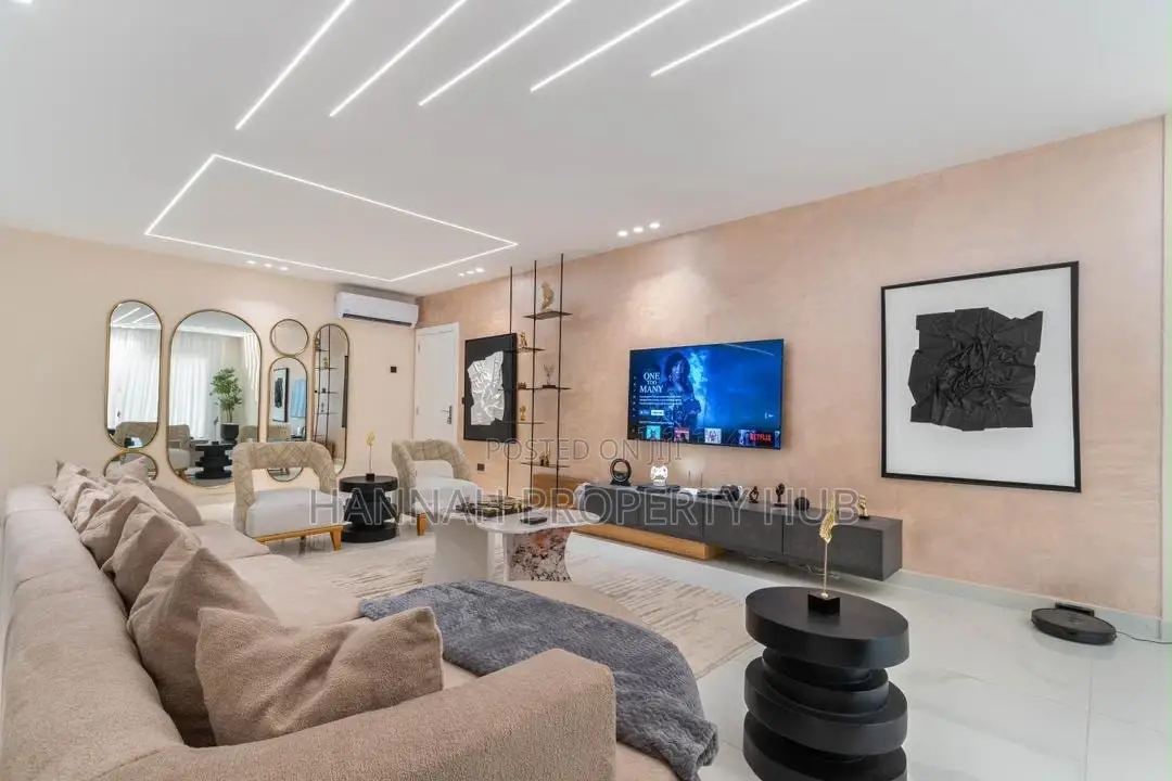 Artistic 3 Bedroom Haven in Ikoyi( on Banana Island Road) in Ikoyi