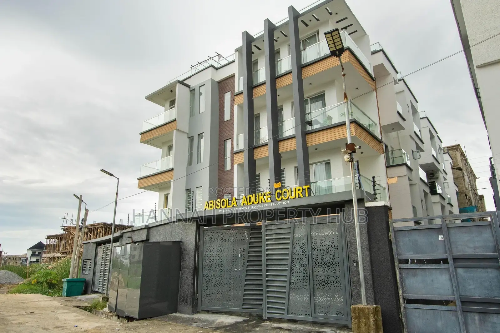 One Bedroom Apartment Lekki Phase 1 in Lekki Phase 1