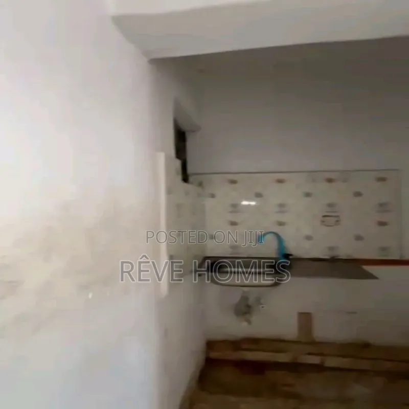 Studio Apartment in Shomolu / Shomolu for rent in Shomolu / Shomolu