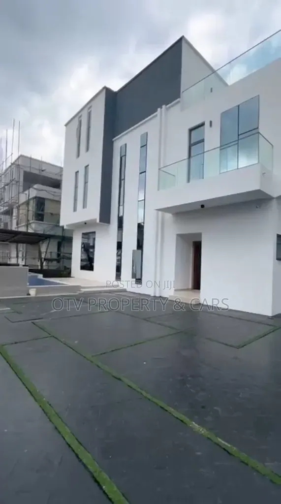 5bdrm Duplex in Osapa london for sale in Osapa london