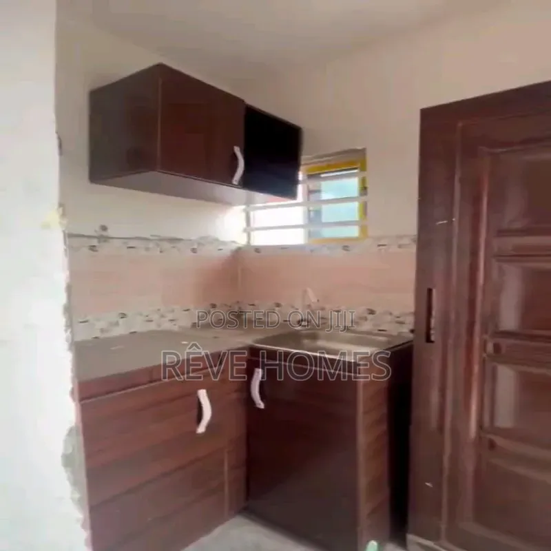 Studio Apartment in Shomolu / Shomolu for rent in Shomolu / Shomolu
