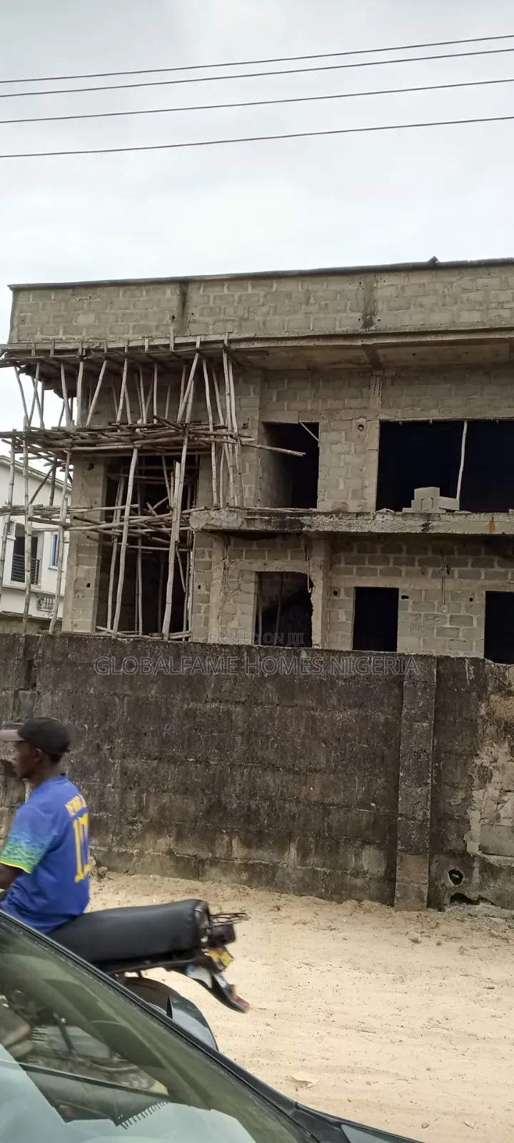 5bdrm Duplex in Green Beach Estate for sale in Awoyaya