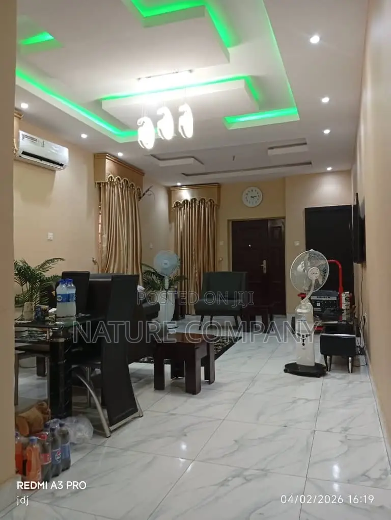 4bdrm Duplex in Magodo Isheri for sale in Magodo Isheri