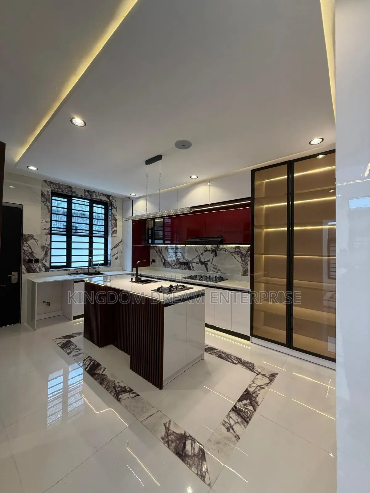 5bdrm Duplex in Chevron Drive Lekki for sale in Chevron