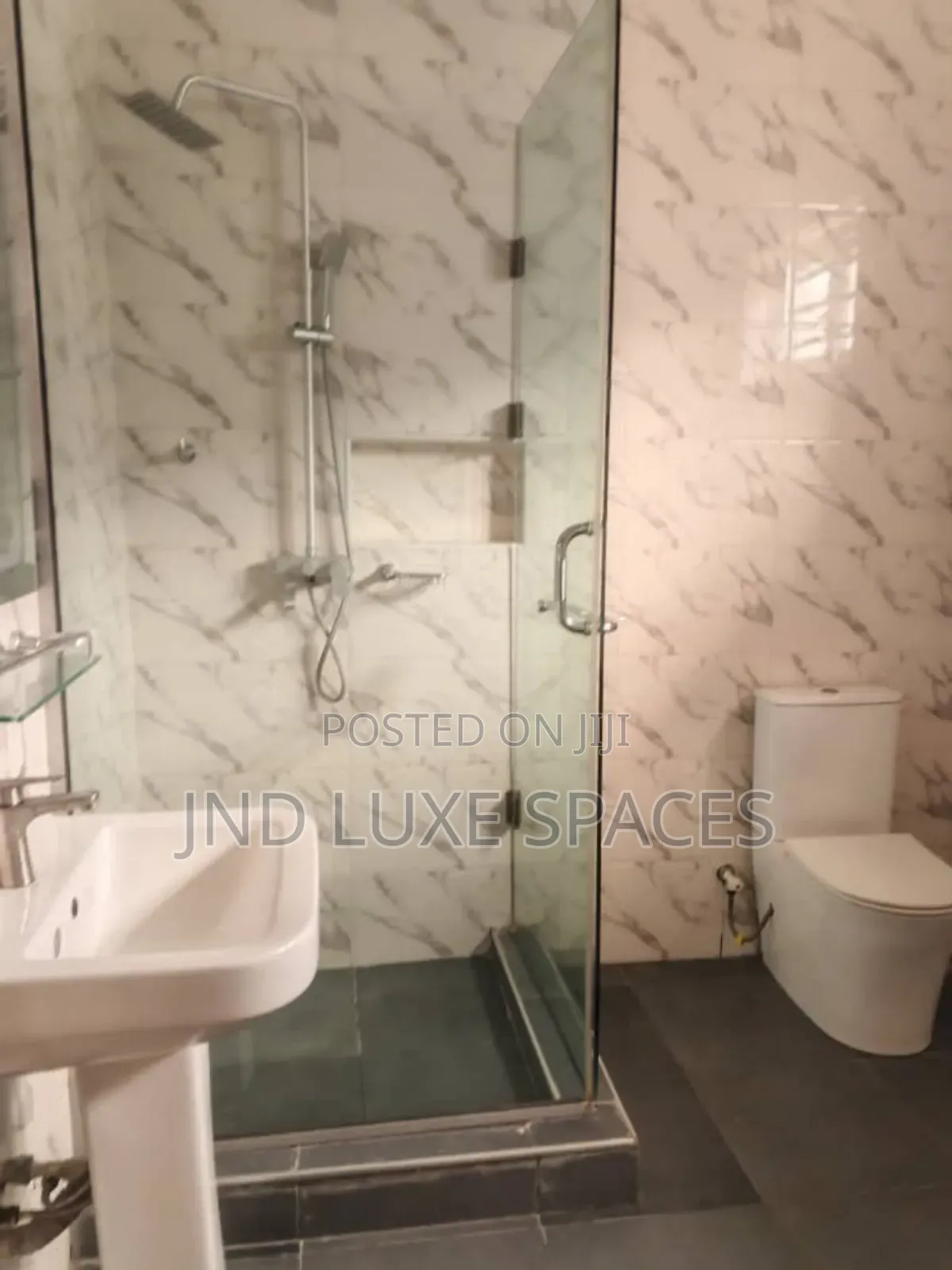 5bdrm Townhouse / Terrace in Ikate for rent in Ikate