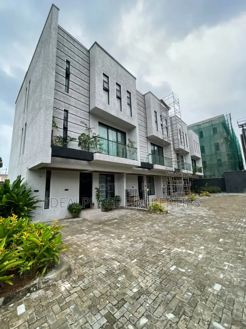 4bdrm Townhouse/Terrace in Ikate for sale in Ikate