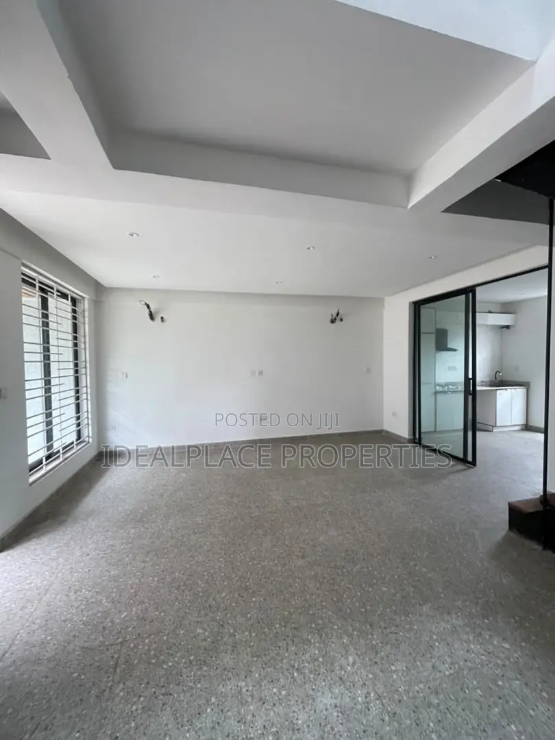 4bdrm Townhouse/Terrace in Ikate for sale in Ikate