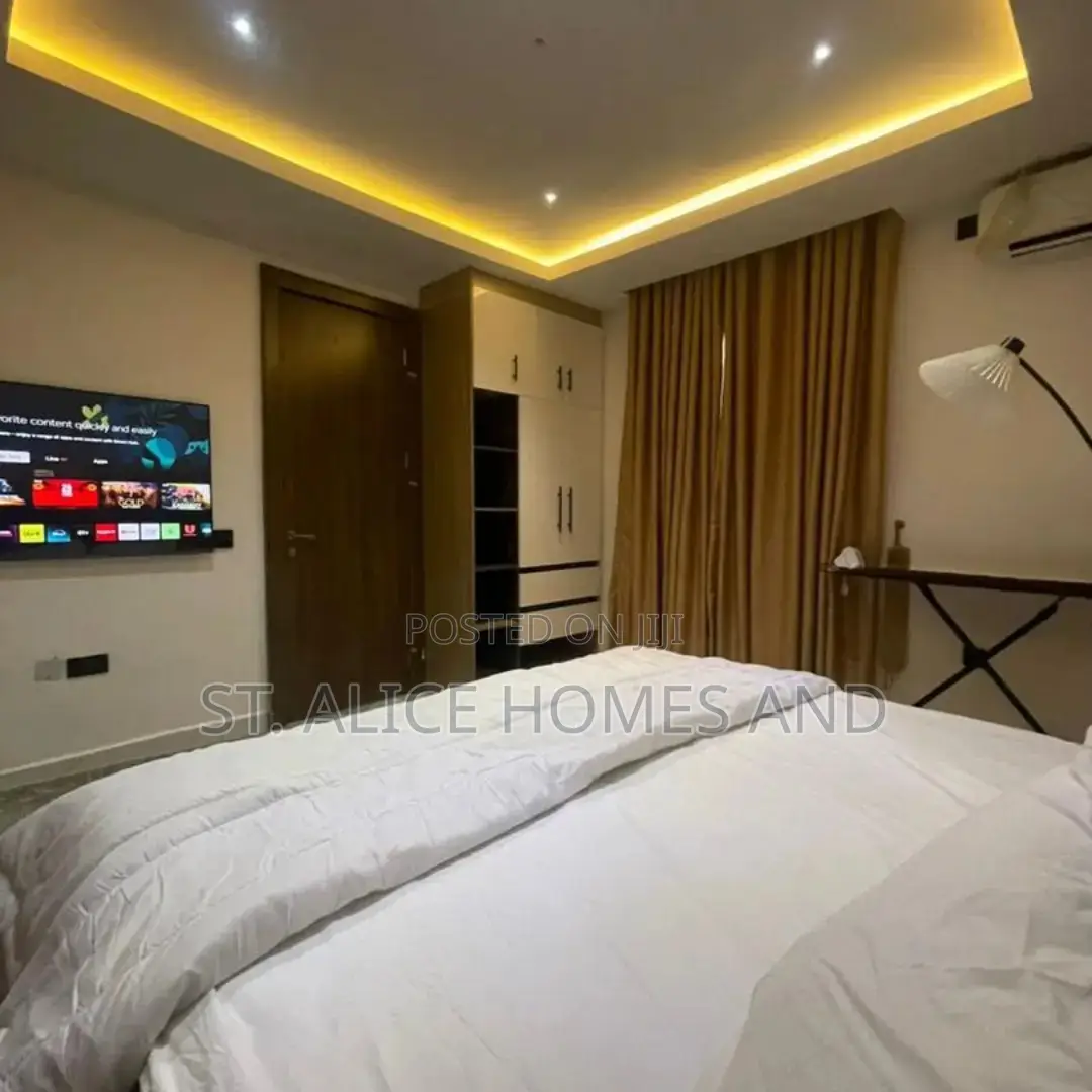 Phvarat 1 Bedroom Luxury Apartment With Washing Machine in Dawaki
