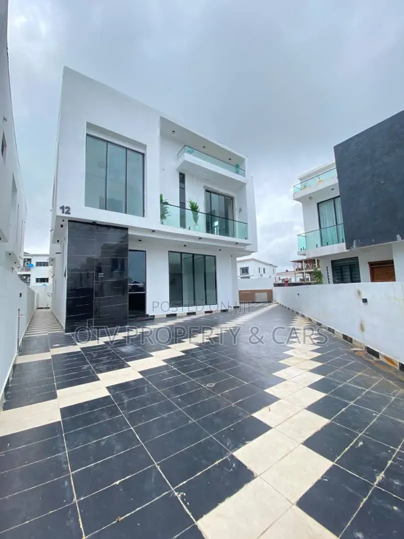 4bdrm Duplex in Lekki Expressway for sale in Lekki Expressway