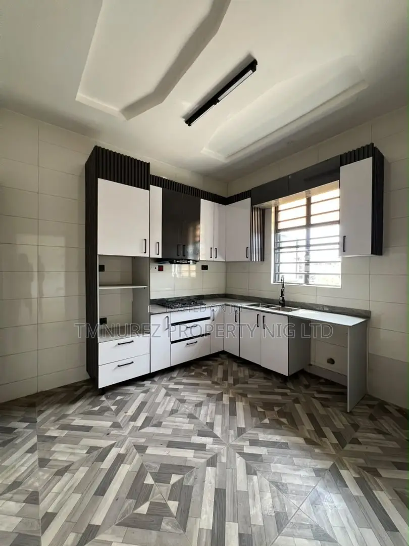 2 Bedrooms Apartment for Rent in Abraham Adesanya Estate