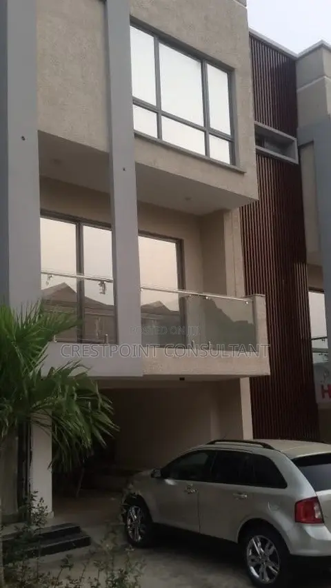 2bdrm Apartment in GRA Phase 1 for rent in GRA Phase 1