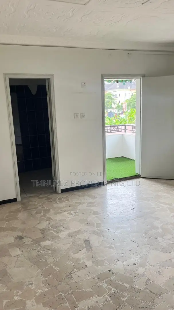 7 Bedrooms Duplex for Rent in Lekki Phase 1