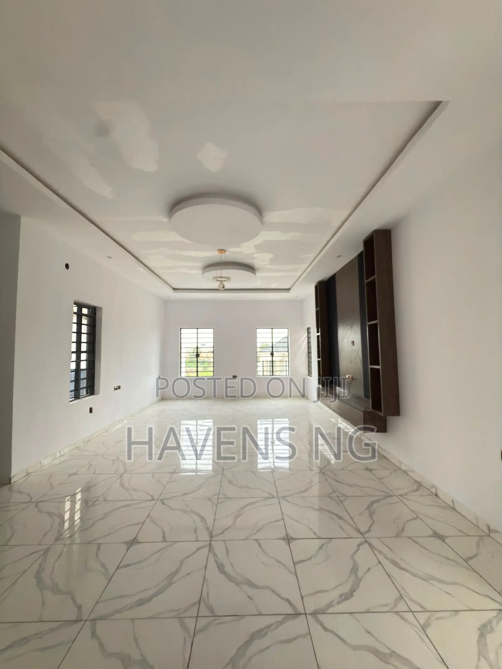 4bdrm Duplex in Basorun for sale in Basorun