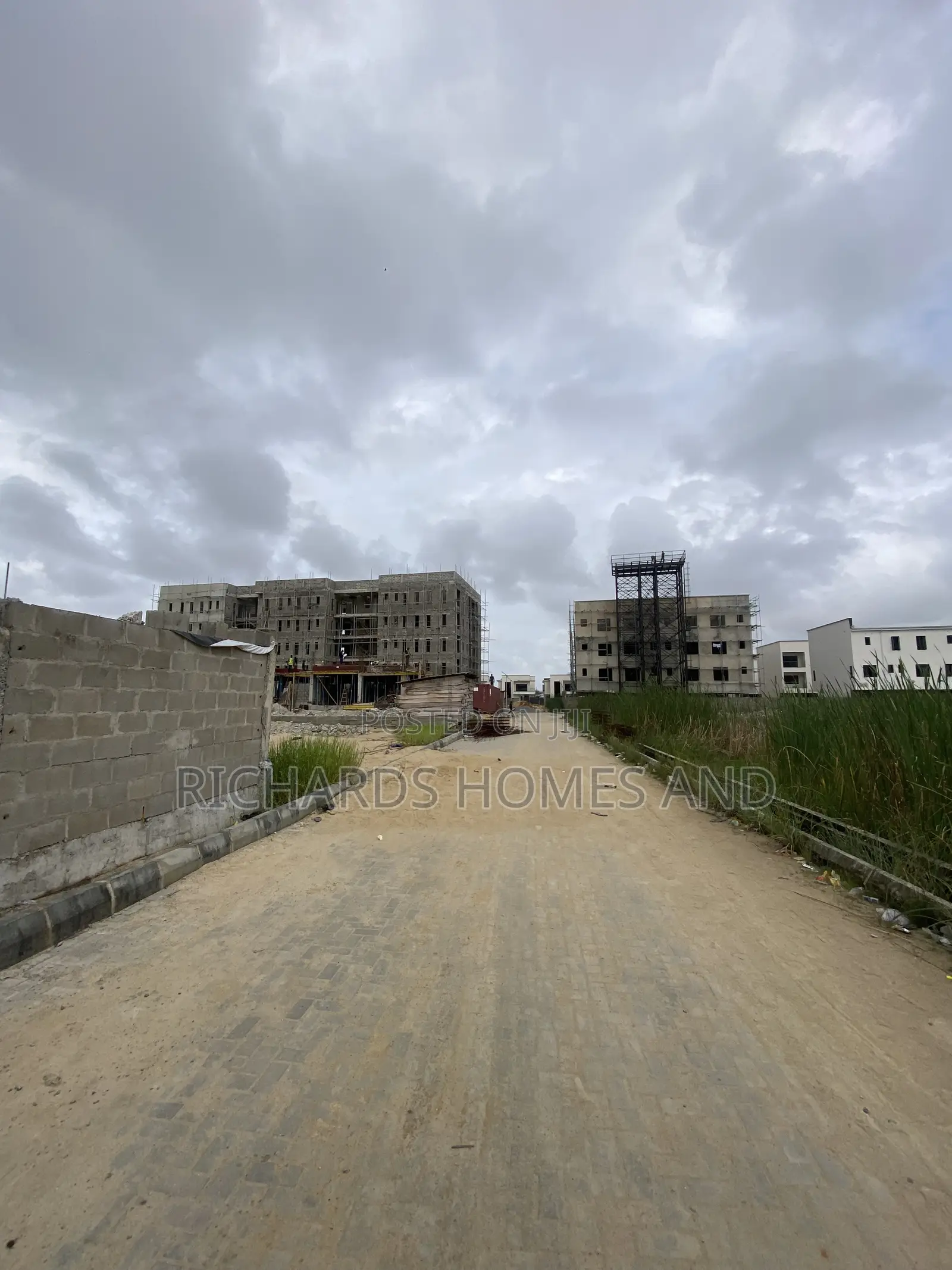 Land for Sale in Lekki Phase 1 in Lekki Phase 1