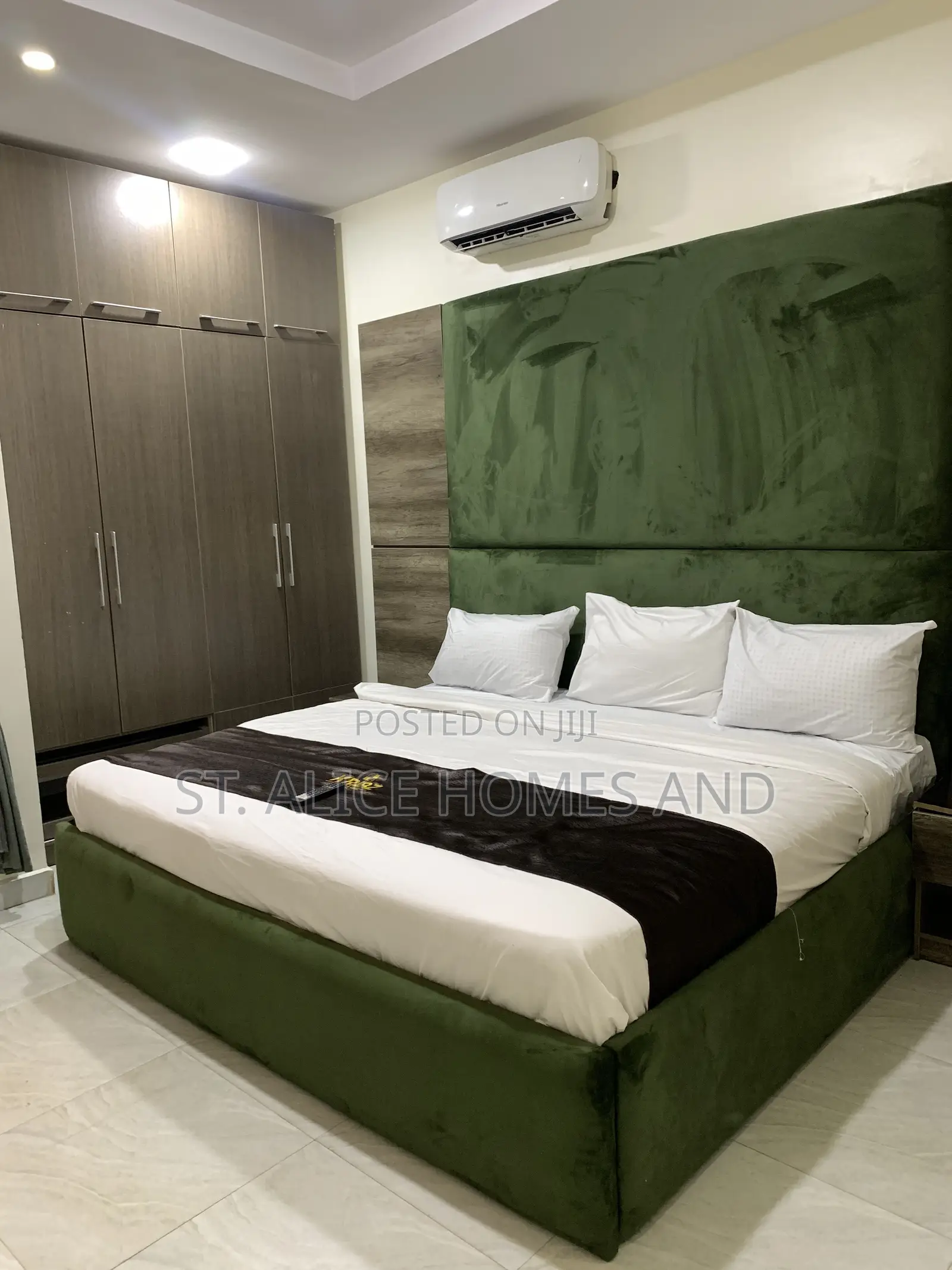 TheKreebs 5 Bedroom Deluxe Apartment With Swimming Pool in Bodija