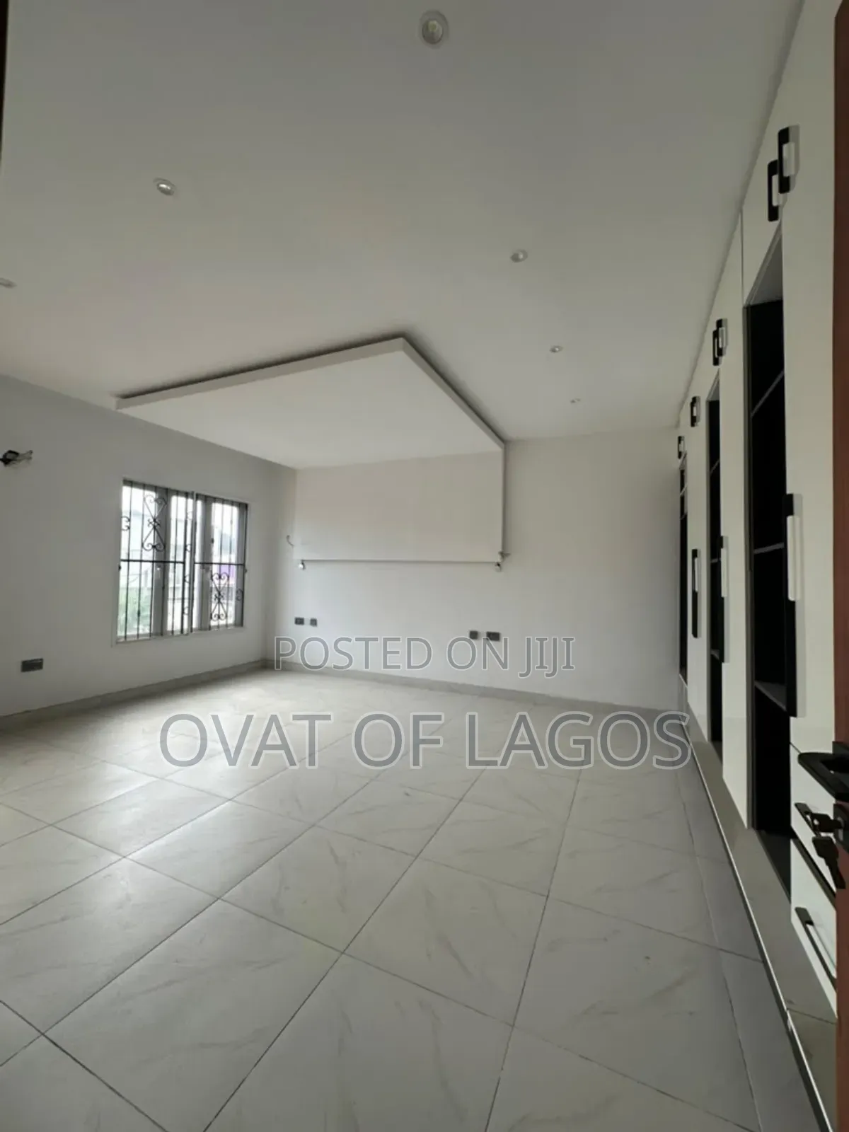 5bdrm Maisonette in Lekki Phase 1 for sale in Lekki Phase 1