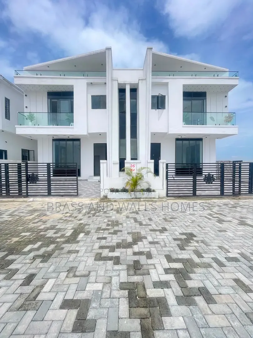 Furnished 4bdrm Duplex in Sangotedo for sale in Sangotedo