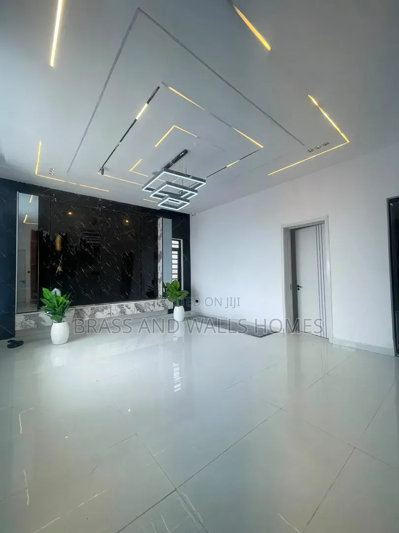 Furnished 4bdrm Duplex in Sangotedo for sale in Sangotedo