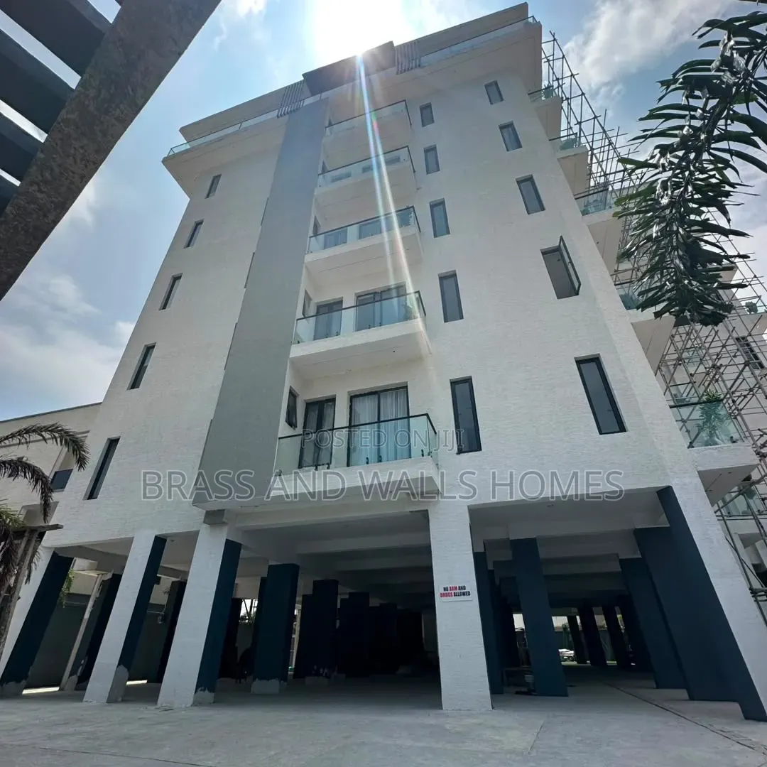 Furnished 2bdrm Apartment in Lekki Phase 1 for sale in Lekki Phase 1