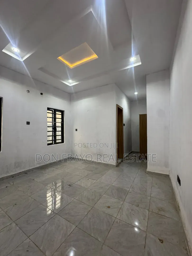 4bdrm Bungalow in Ile Tuntun Idishin for sale in Idishin