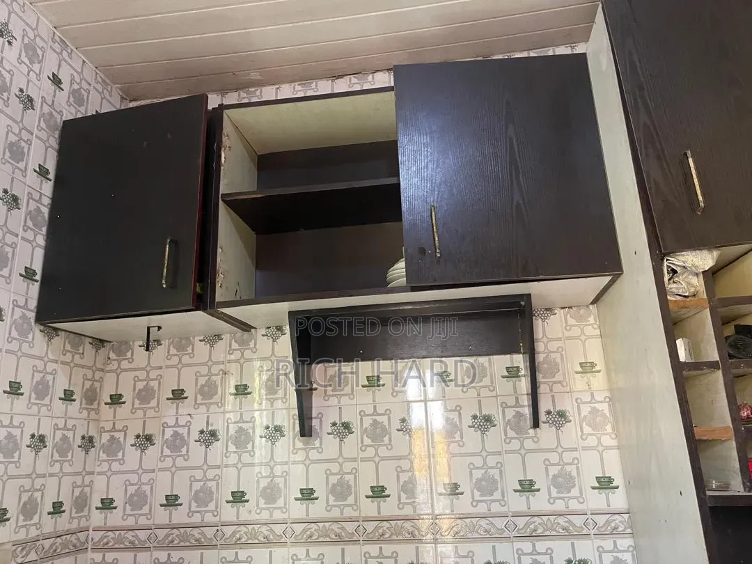 Hostel for Male in Abuja in Bunkoro