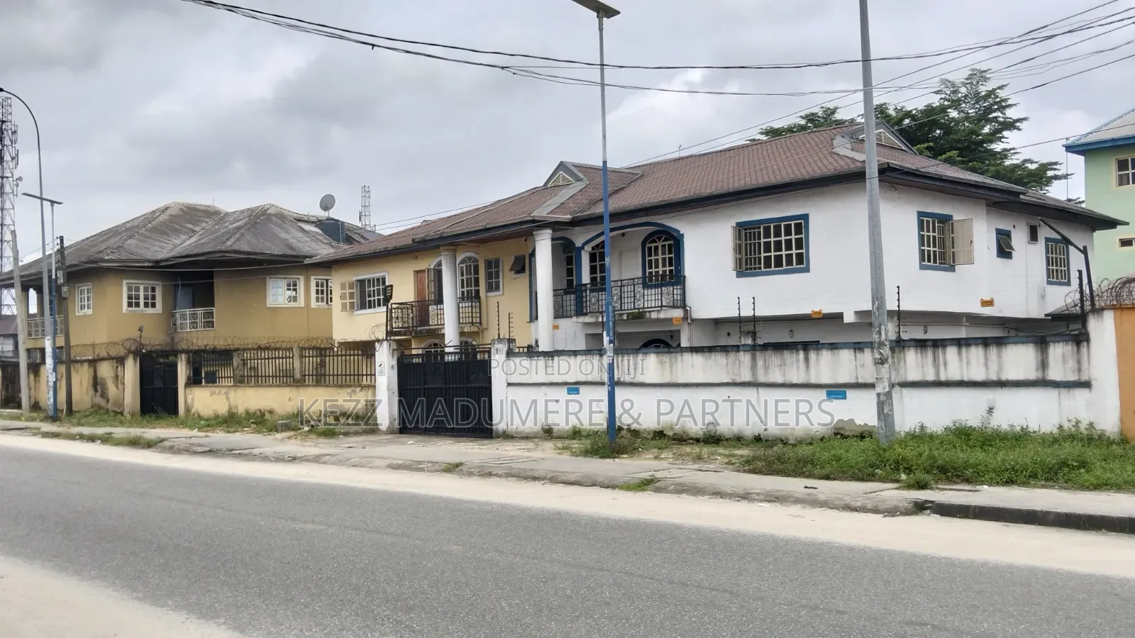 10bdrm Duplex in Stadium Road , Port for sale in Port-Harcourt