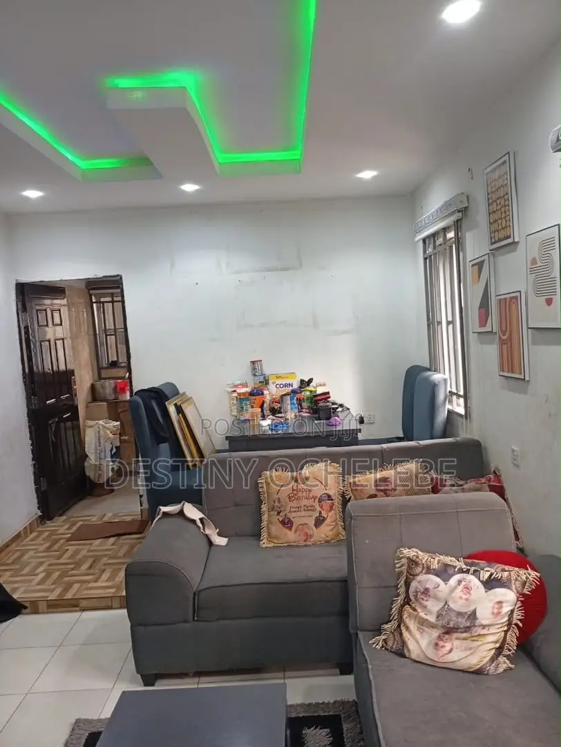 Furnished 2bdrm Apartment in Piwoyi Airport Road, Lugbe District in Lugbe District