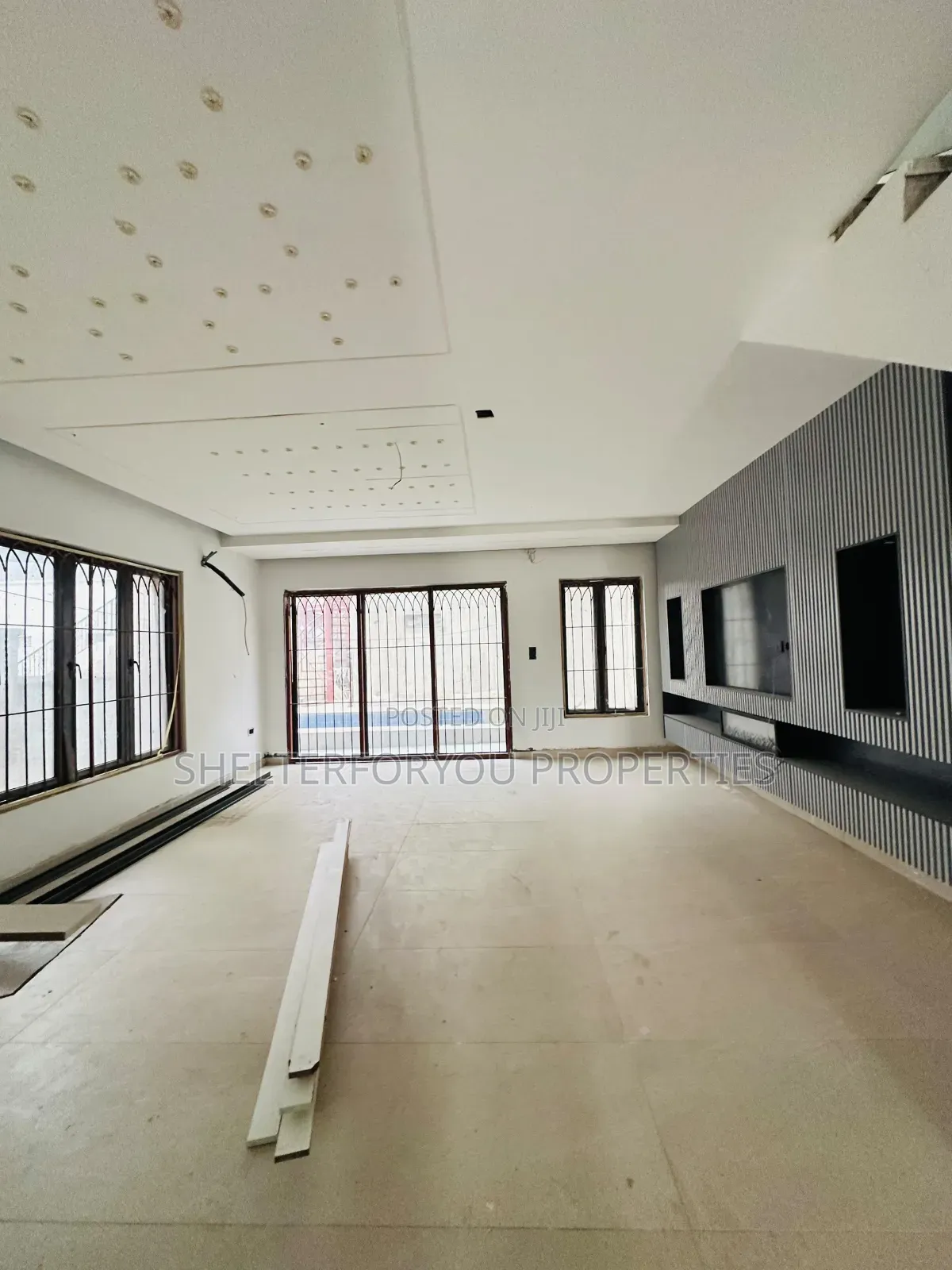 4bdrm Duplex in Lekki Phase 1 for sale in Lekki Phase 1