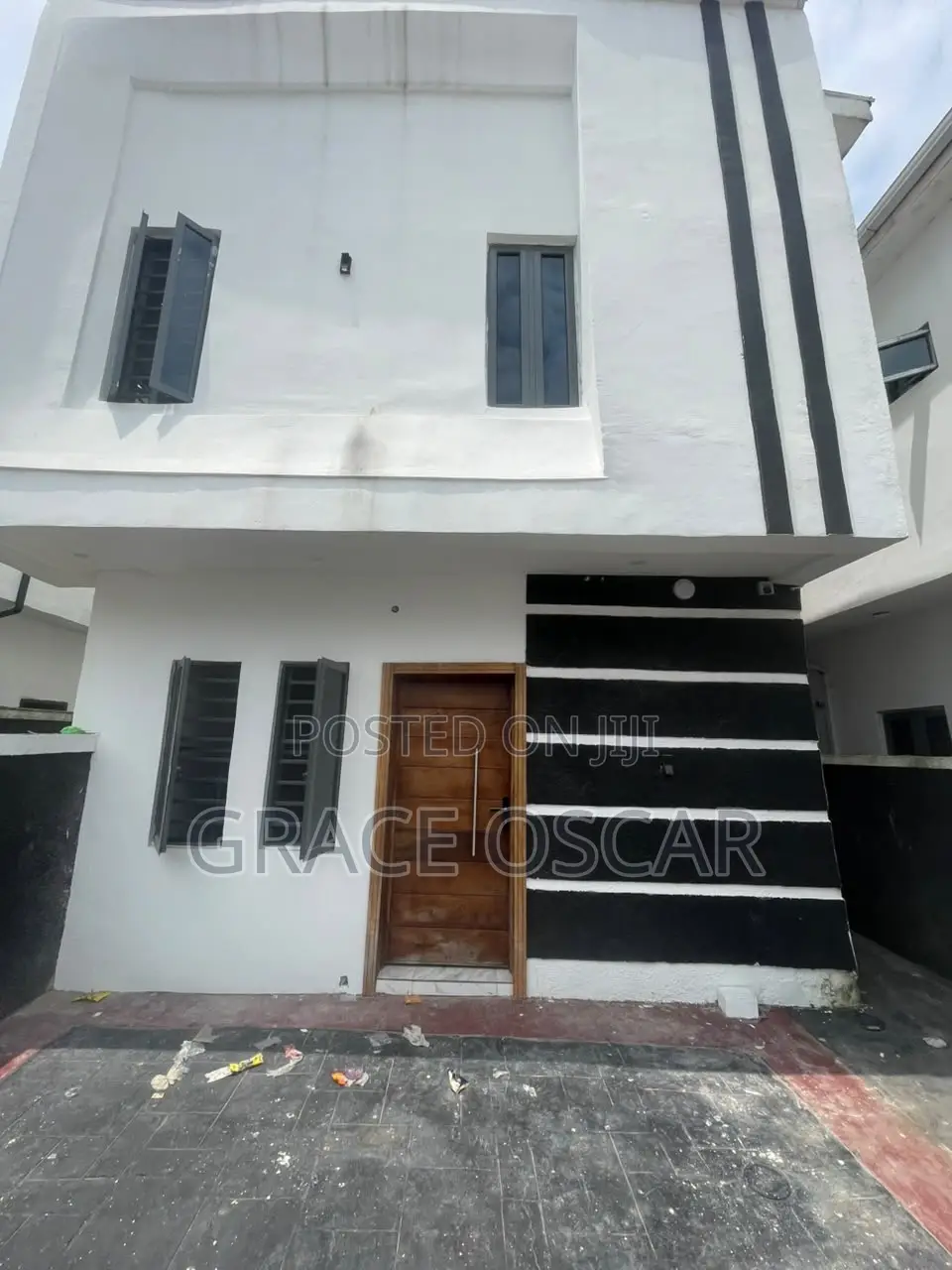 3bdrm Duplex in Ikota for rent in Ikota