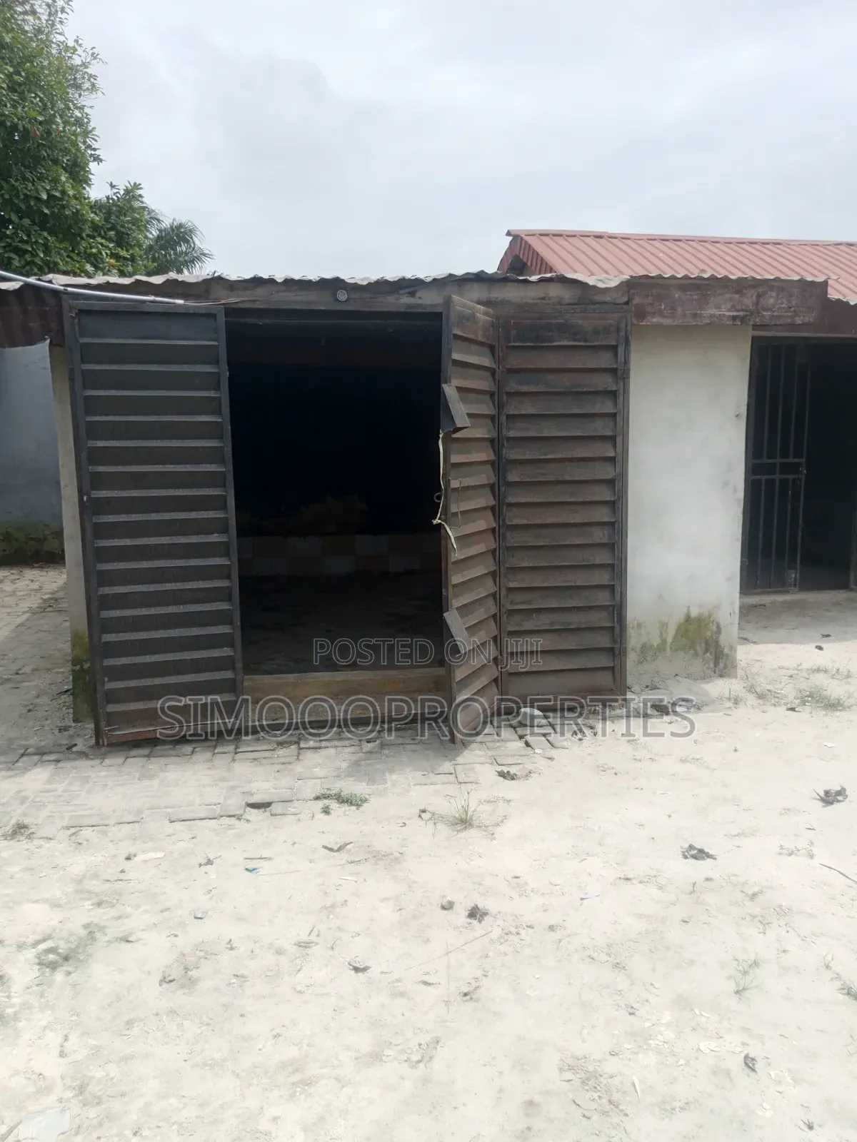 Facing Express Shop for Rent at Bogije in Bogije
