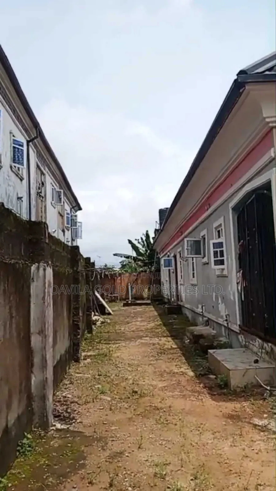 6bdrm Block of Flats in Benin City for sale in Benin City
