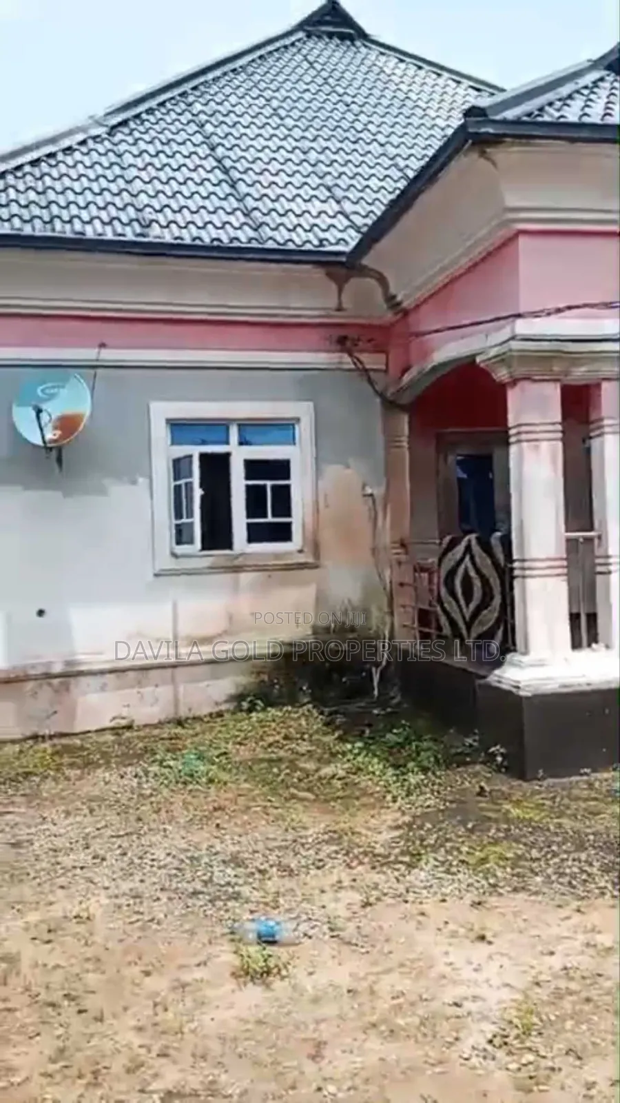 6bdrm Block of Flats in Benin City for sale in Benin City