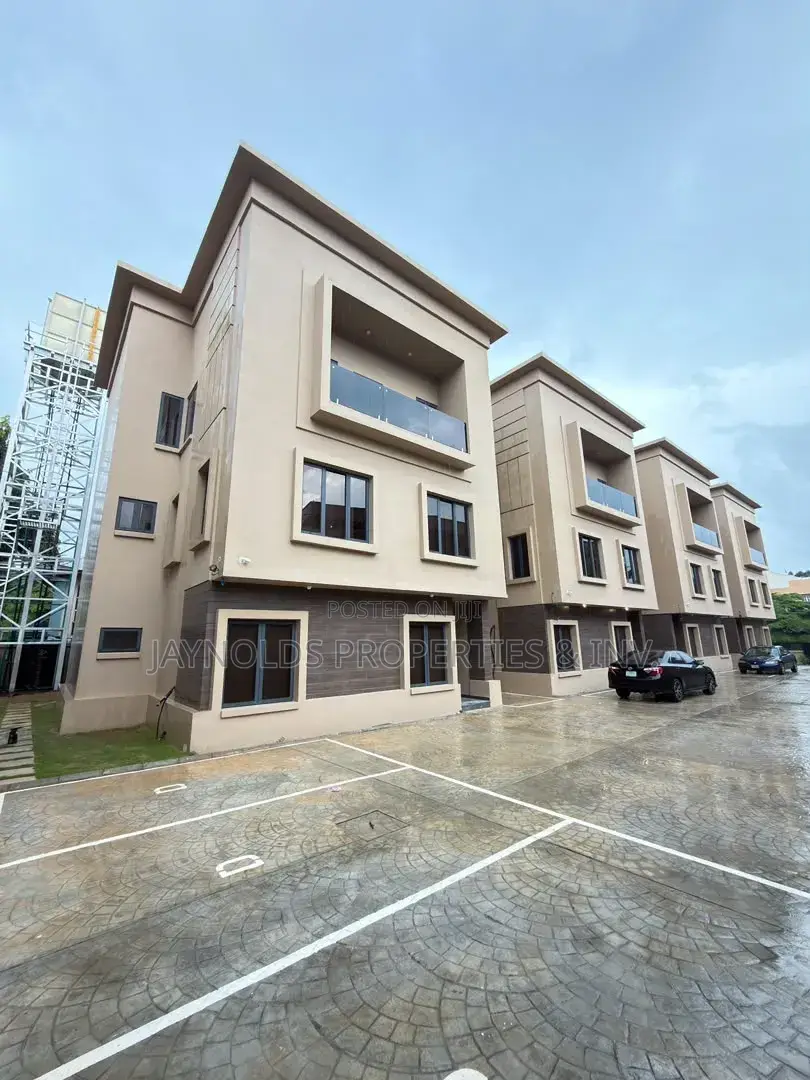 4bdrm Duplex in Jabi for sale in Jabi