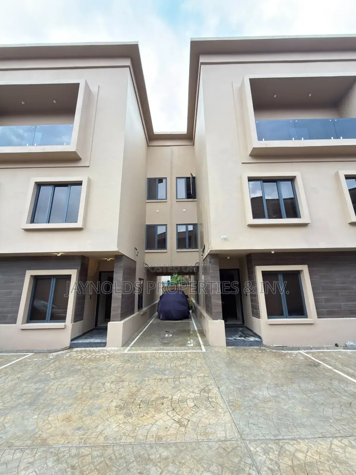 4bdrm Duplex in Jabi for sale in Jabi