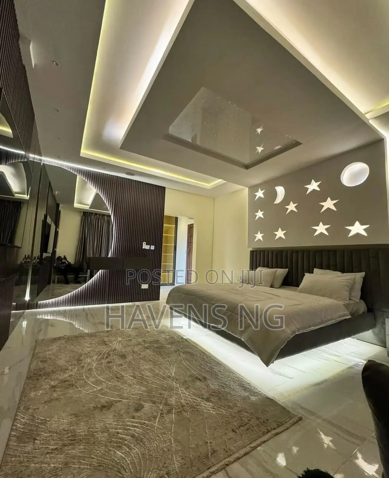 Luxury Vibes Only — 1-Bedroom Apartment With Ps5, Bathtub Pool in Lekki Phase 1