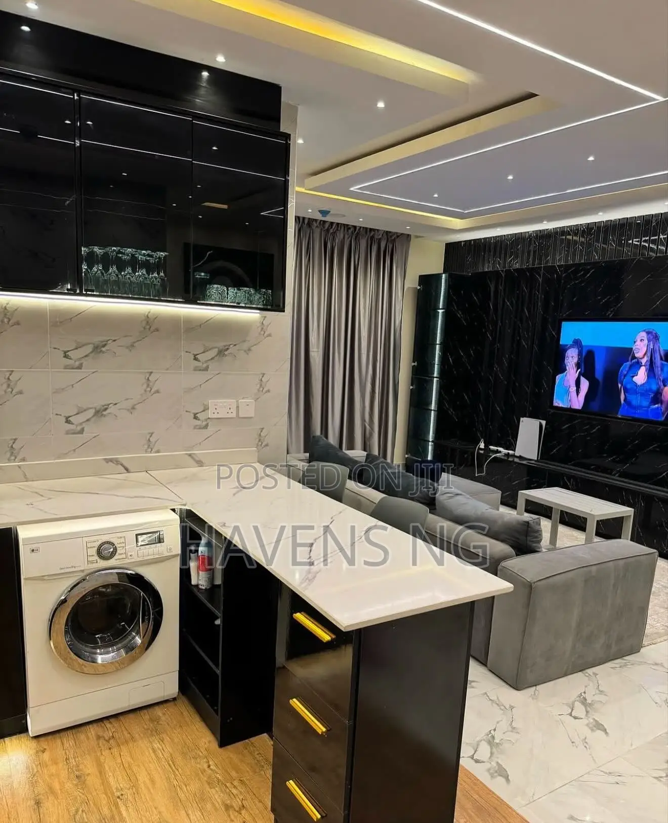 Luxury Vibes Only — 1-Bedroom Apartment With Ps5, Bathtub Pool in Lekki Phase 1