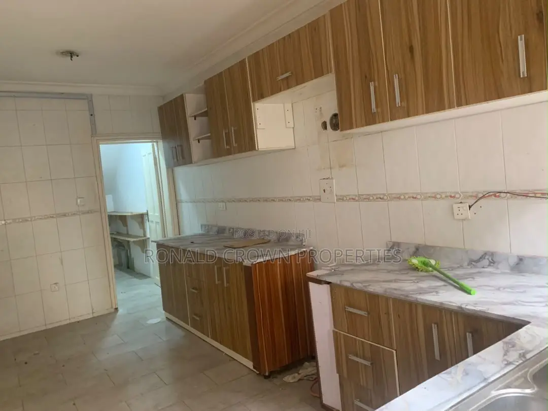 3bdrm Apartment in Lekki Phase 1 for rent in Lekki Phase 1