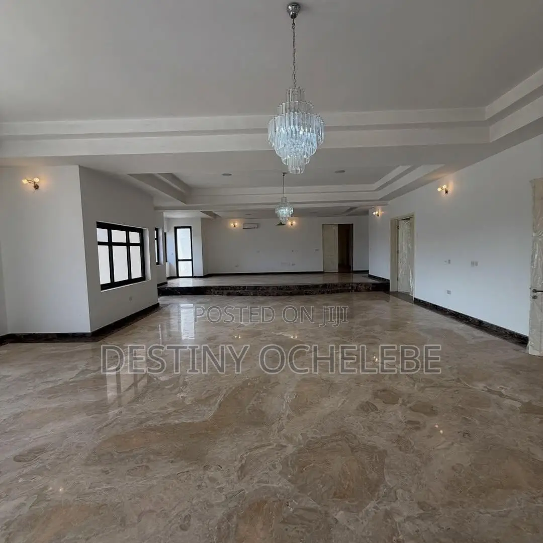 5bdrm Penthouse in Maitama for sale in Maitama