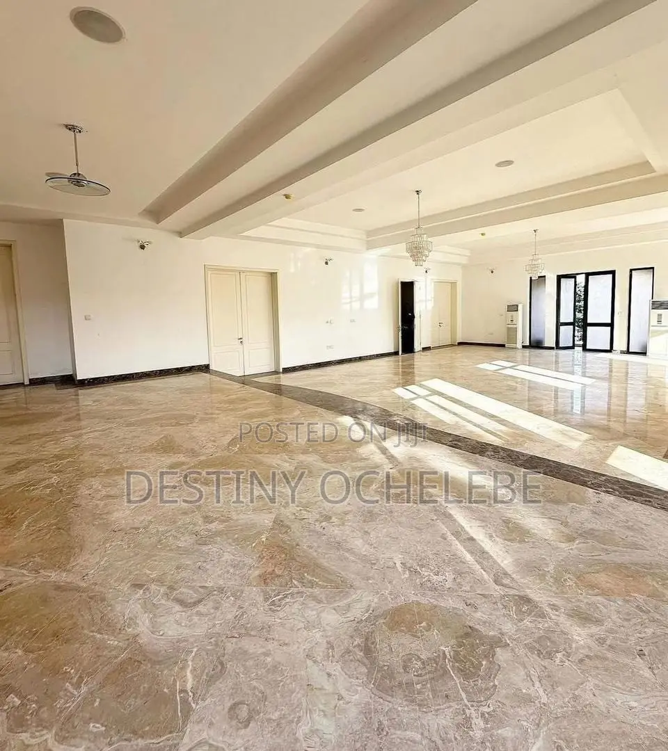5bdrm Penthouse in Maitama for sale in Maitama