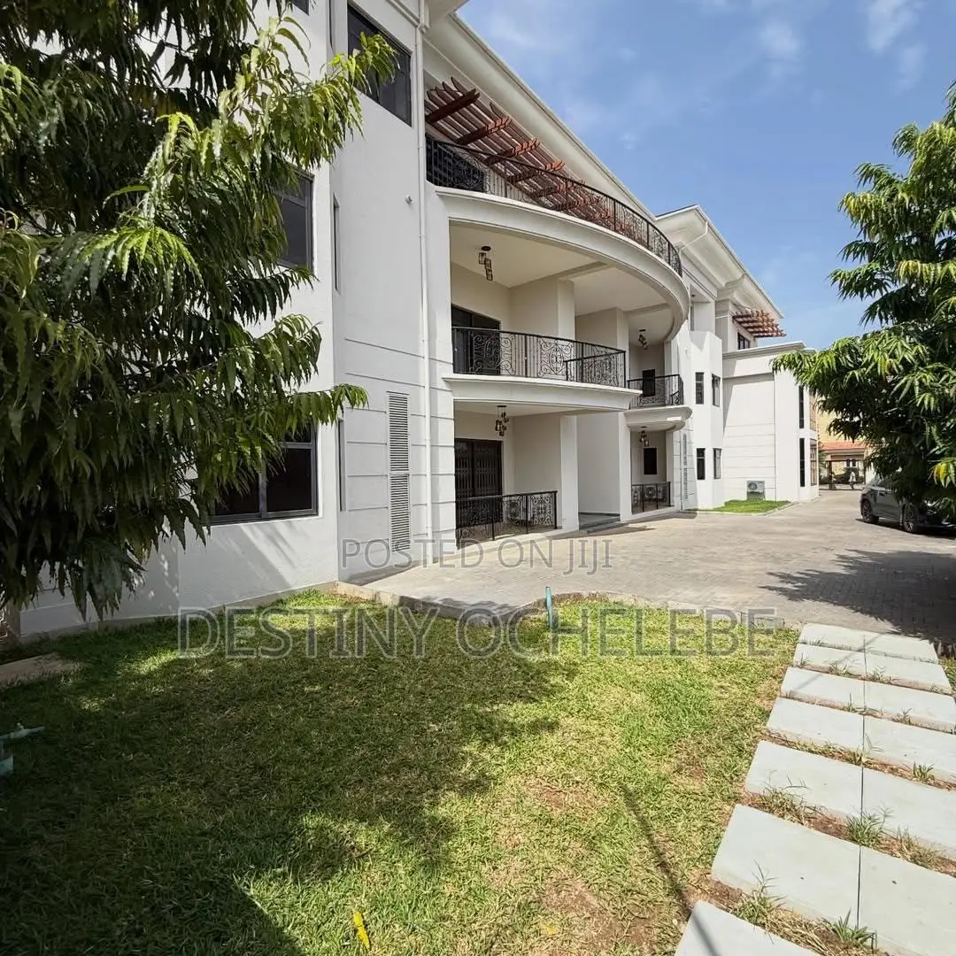 5bdrm Penthouse in Maitama for sale in Maitama
