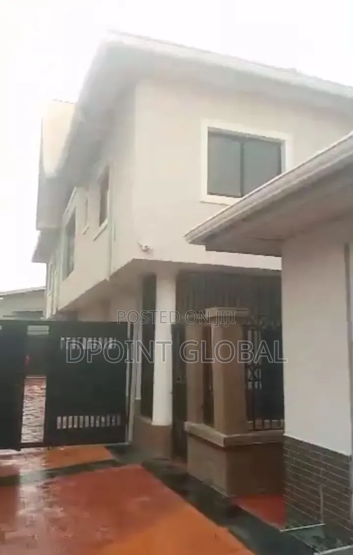 8bdrm Duplex in Ajao Estate, Airport Road / Oshodi for sale in Airport Road / Oshodi
